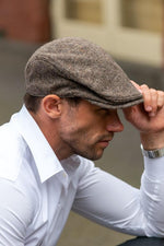 Load image into Gallery viewer, Flat Cap in Brown FC15-2
