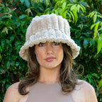Women’s Plush Winter Bucket in Cream