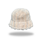 Women’s Plush Winter Bucket in Cream1