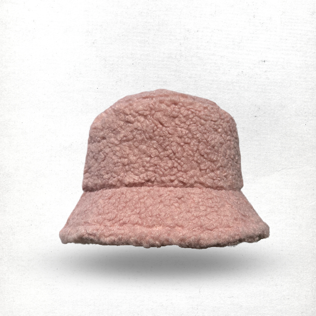 Fluffy Bucket Hat in Pink