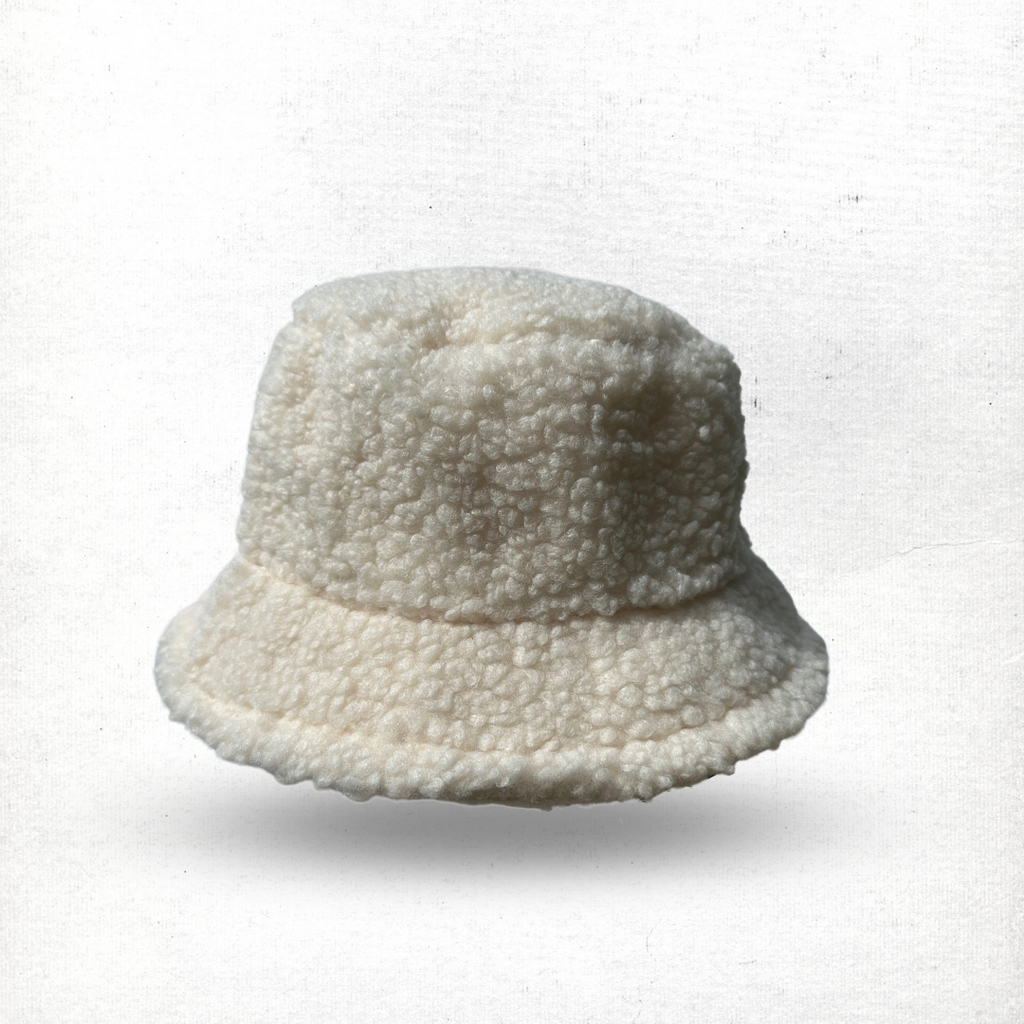 Fluffy Bucket Hat in Cream