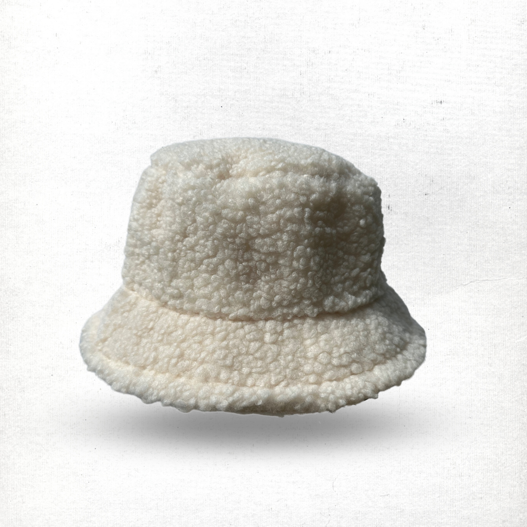 Fluffy Bucket Hat in Cream