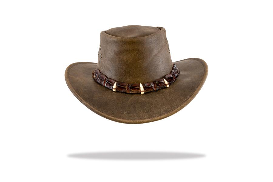 Leather hat with crocodile band and teeth - Barmah