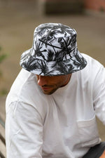 Load image into Gallery viewer, men&#39;s reversible palm tree bucket hat 
