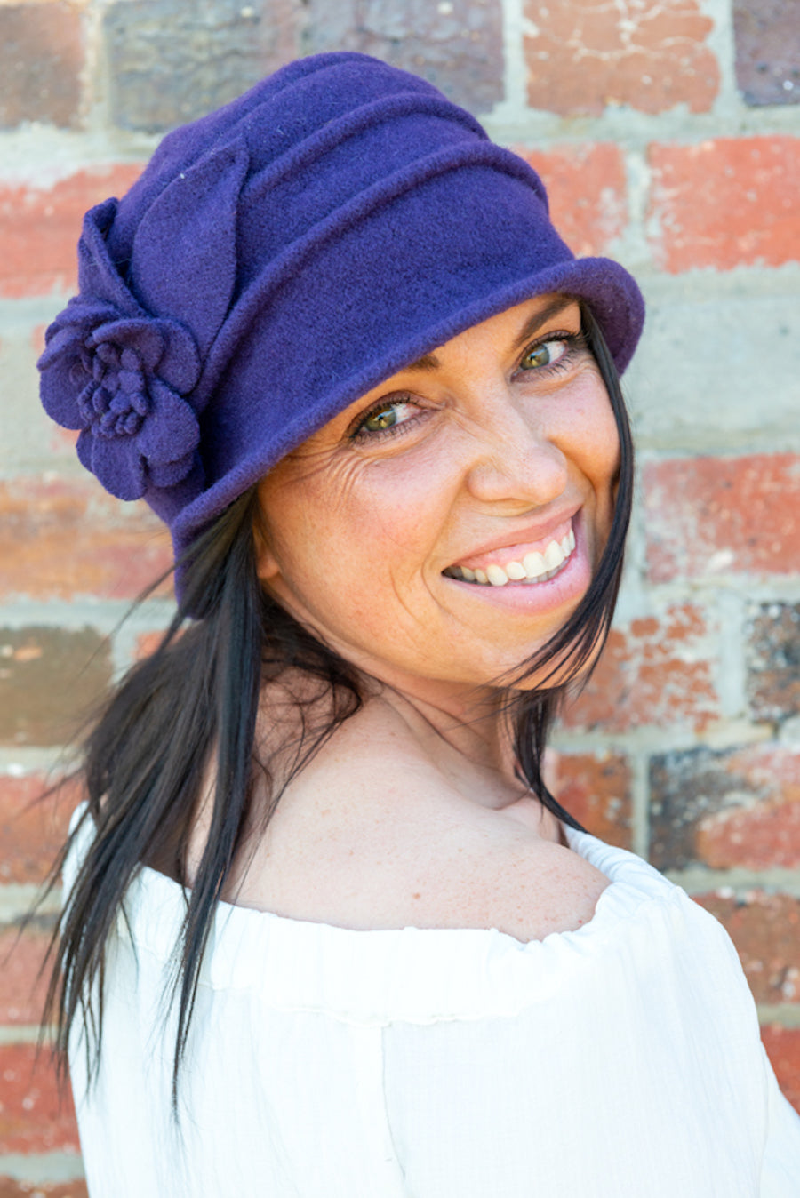 Women's Soft  Wool Cloche Hat in Purple HW-02PU