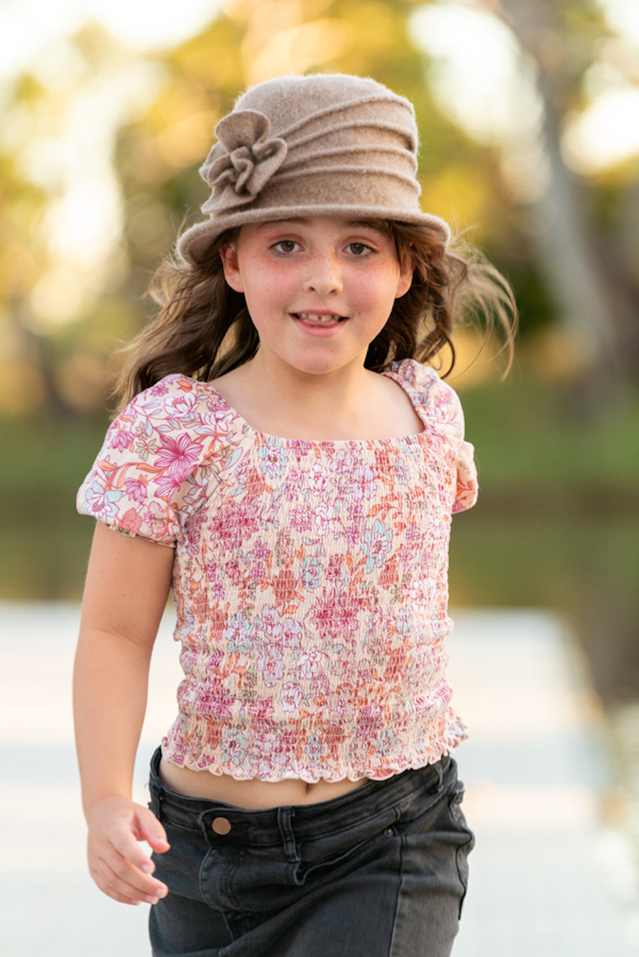 Women's Soft Wool Cloche Hat in Camel HW-02F