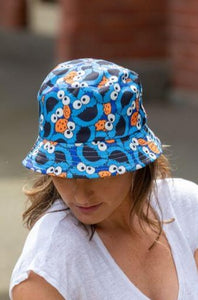 women's reversible blue cookie monster bucket hat