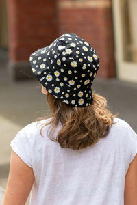women's reversible daisy bucket hat