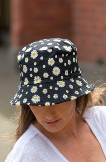 women's reversible daisy bucket hat