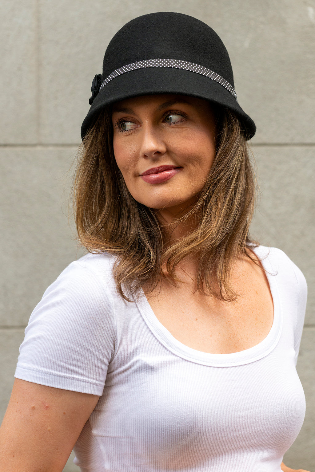 Womens-wool-felt-Cloche-Black-WF14-2BL_1