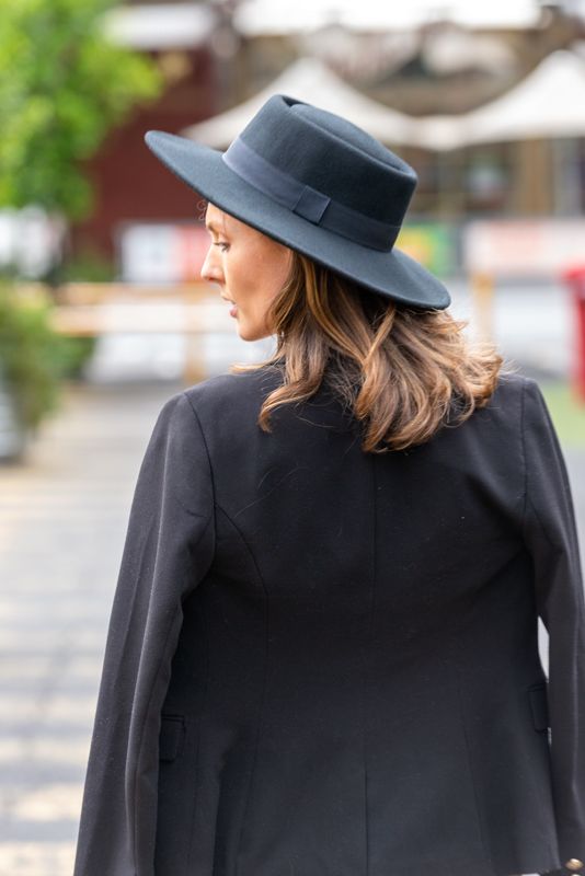 Wide brim Wool Felt Fedora in Black