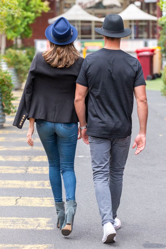 womens blue trilby and mens fedora